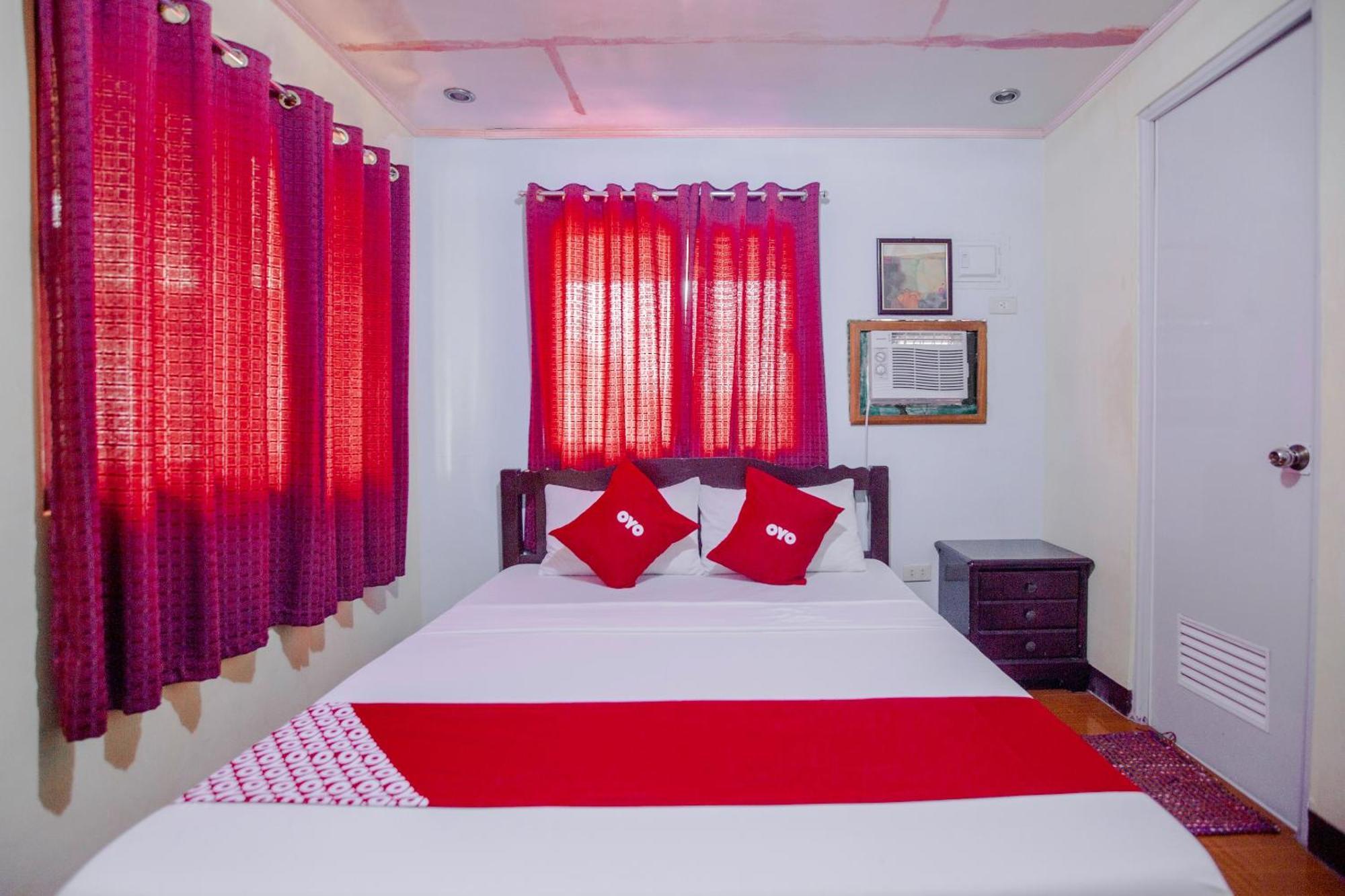 Oyo 741 Sierra Travellers Inn Tagaytay City Eksteriør billede