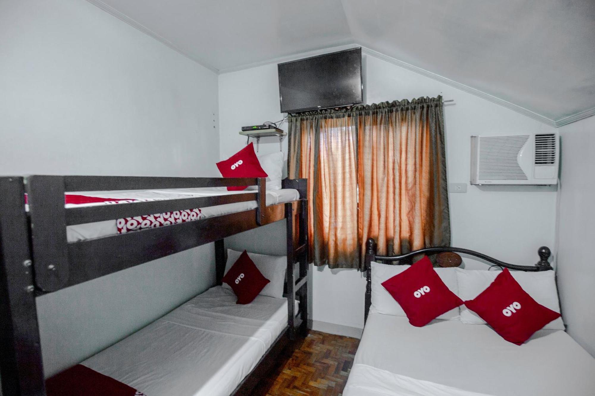 Oyo 741 Sierra Travellers Inn Tagaytay City Eksteriør billede